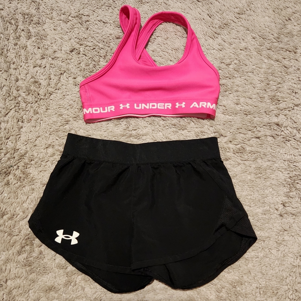 UNDER ARMOR GIRLS SPORTS BRA AND SHORTS E U C!!